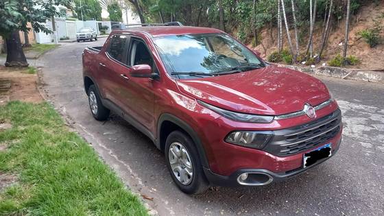 FIAT TORO 1.8 16V EVO FLEX FREEDOM AT6 FIAT TORO 1.8 16V EVO FLEX FREEDOM AT6
